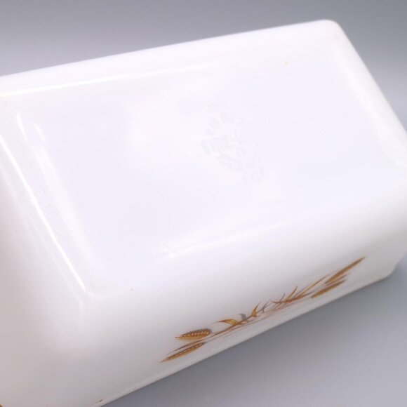 Anchor Hocking #409 Fire King Vintage Golden Wheat Milk Glass Baking Pan 1 Qt. - Picture 4 of 5